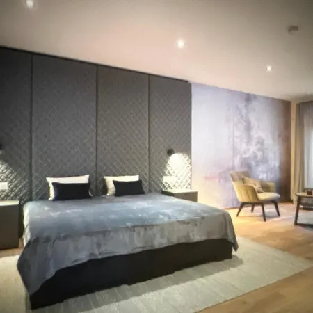 New Chalet Solim Near Slopes By Nest Solden
